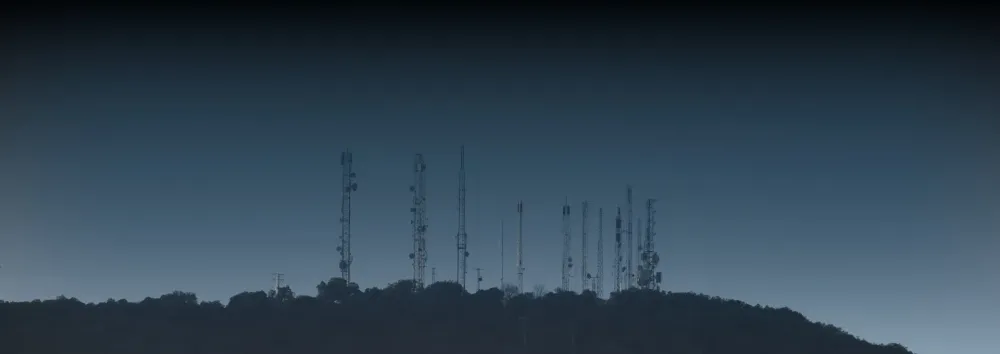 Dark blue banner with many antennas_2